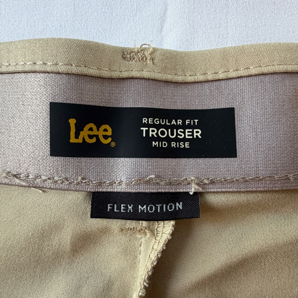 Lee Khaki Trousers - Picture 5 of 5